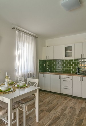 Happy Apartmanház