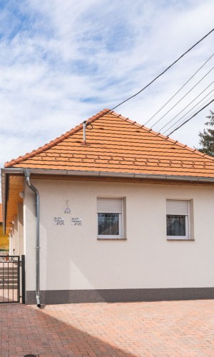 Apartmanház Bodajk