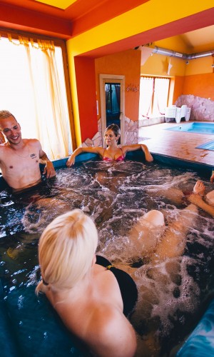 AQUA VILLA