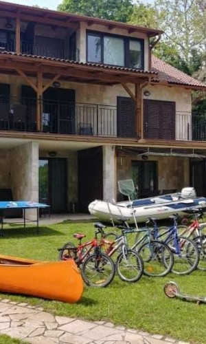 Duna-parti Apartmanház