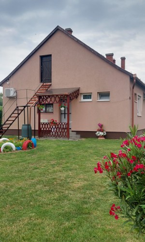 Tisza Tavi Vendégház